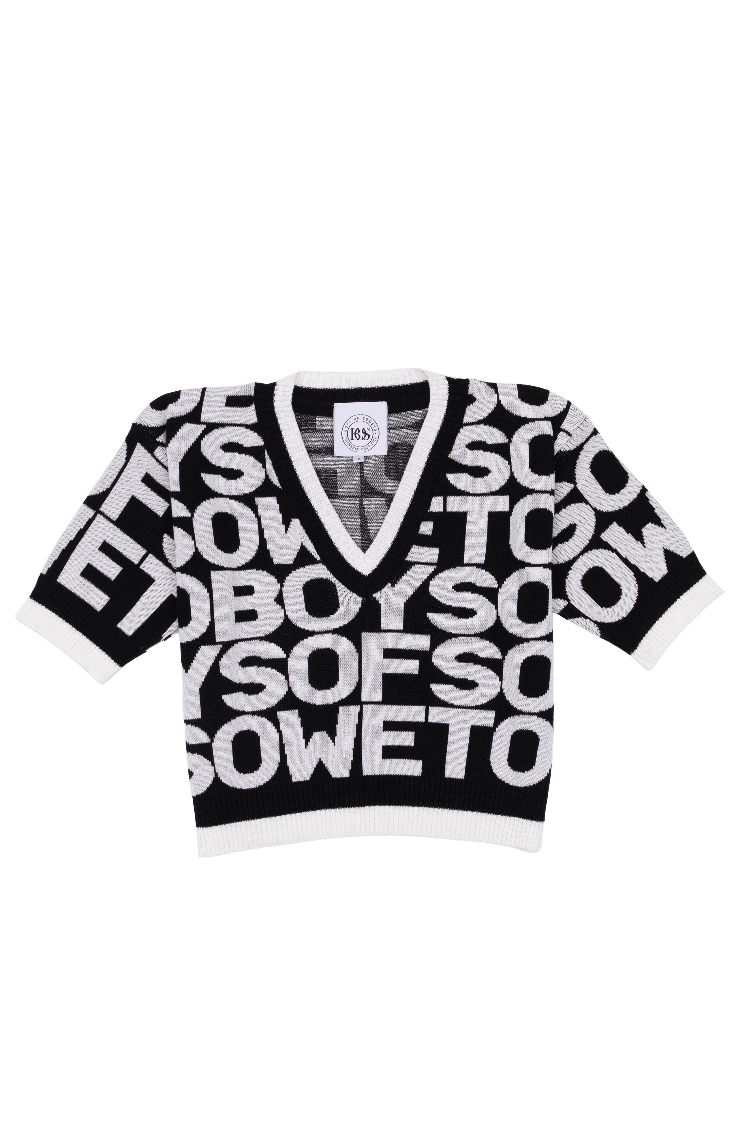 All-Over Print V-Neck Top - Black & White