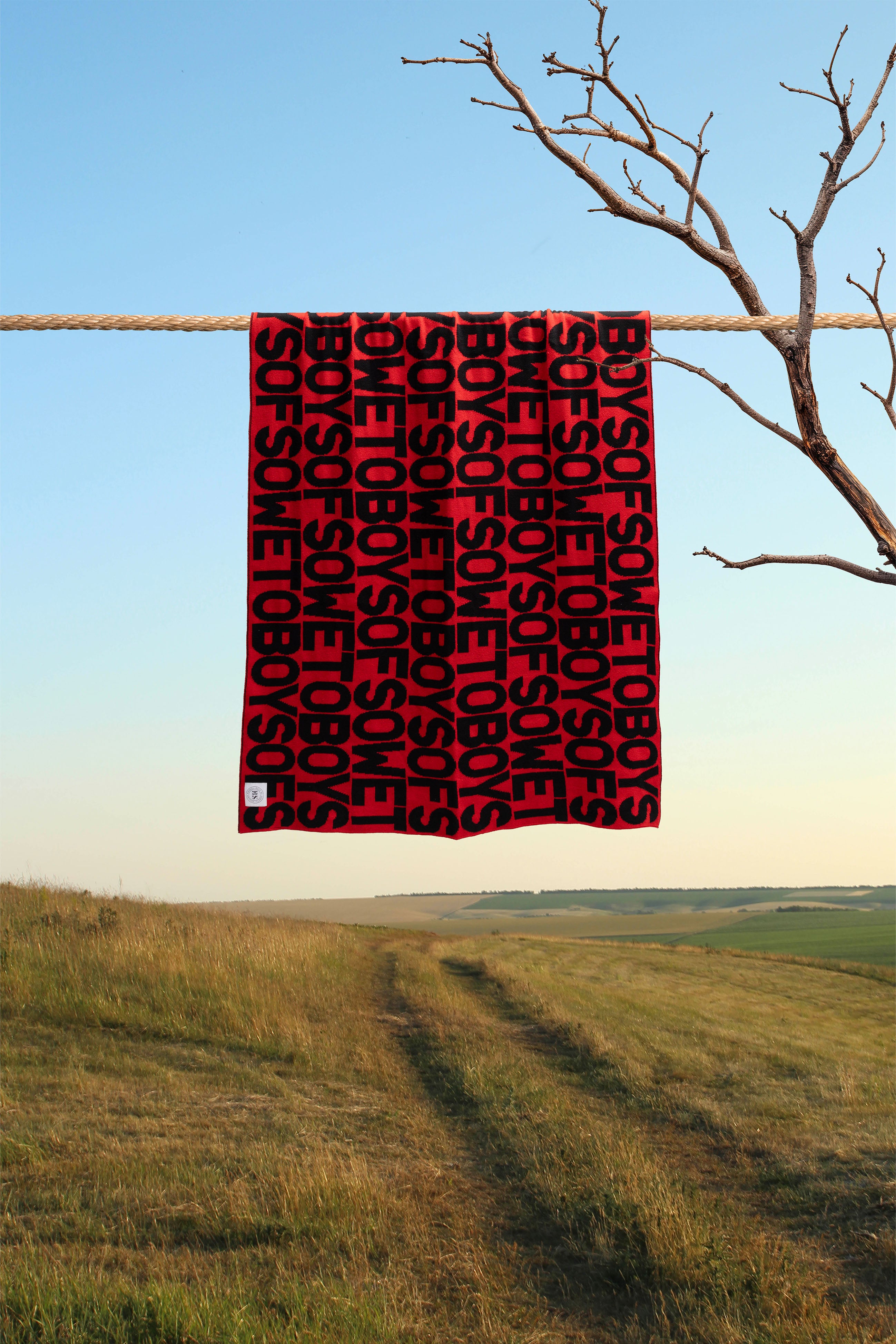 BOS Shawl - Red