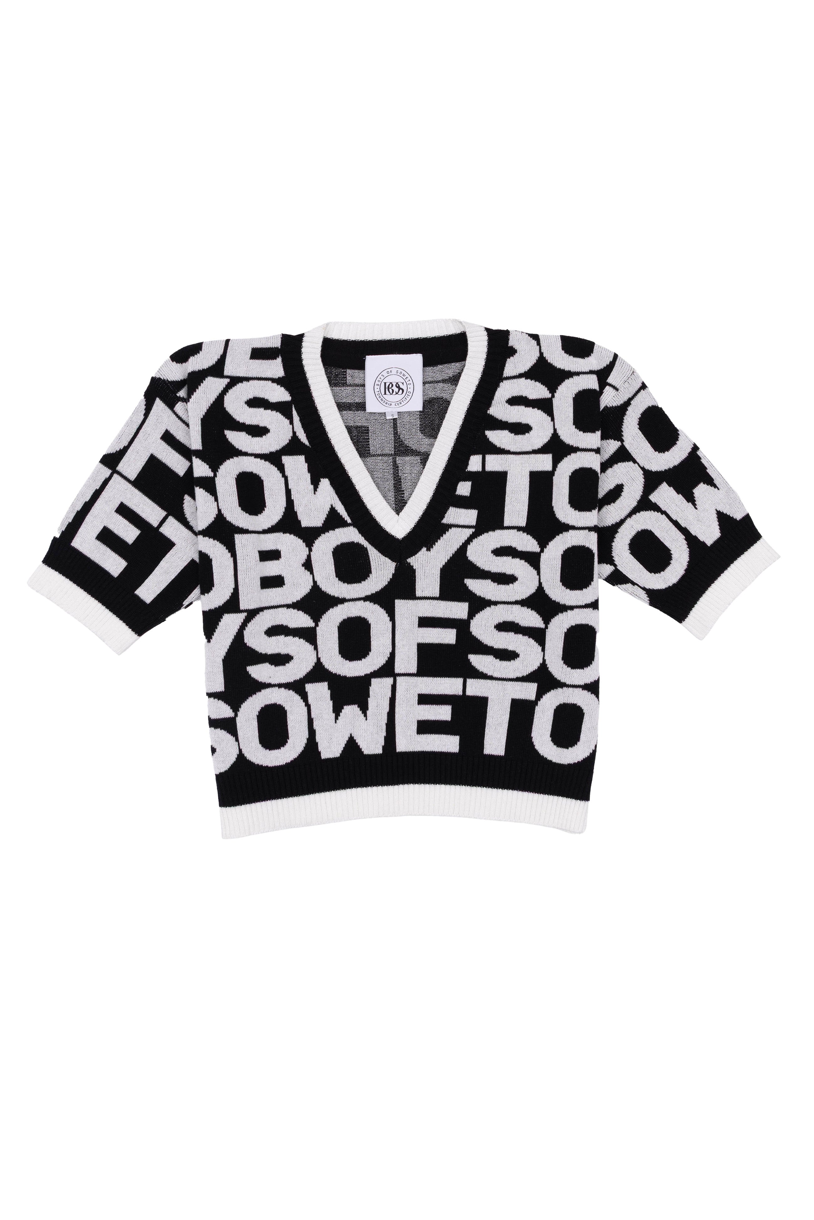 All-Over Print V-Neck Top - Black & White