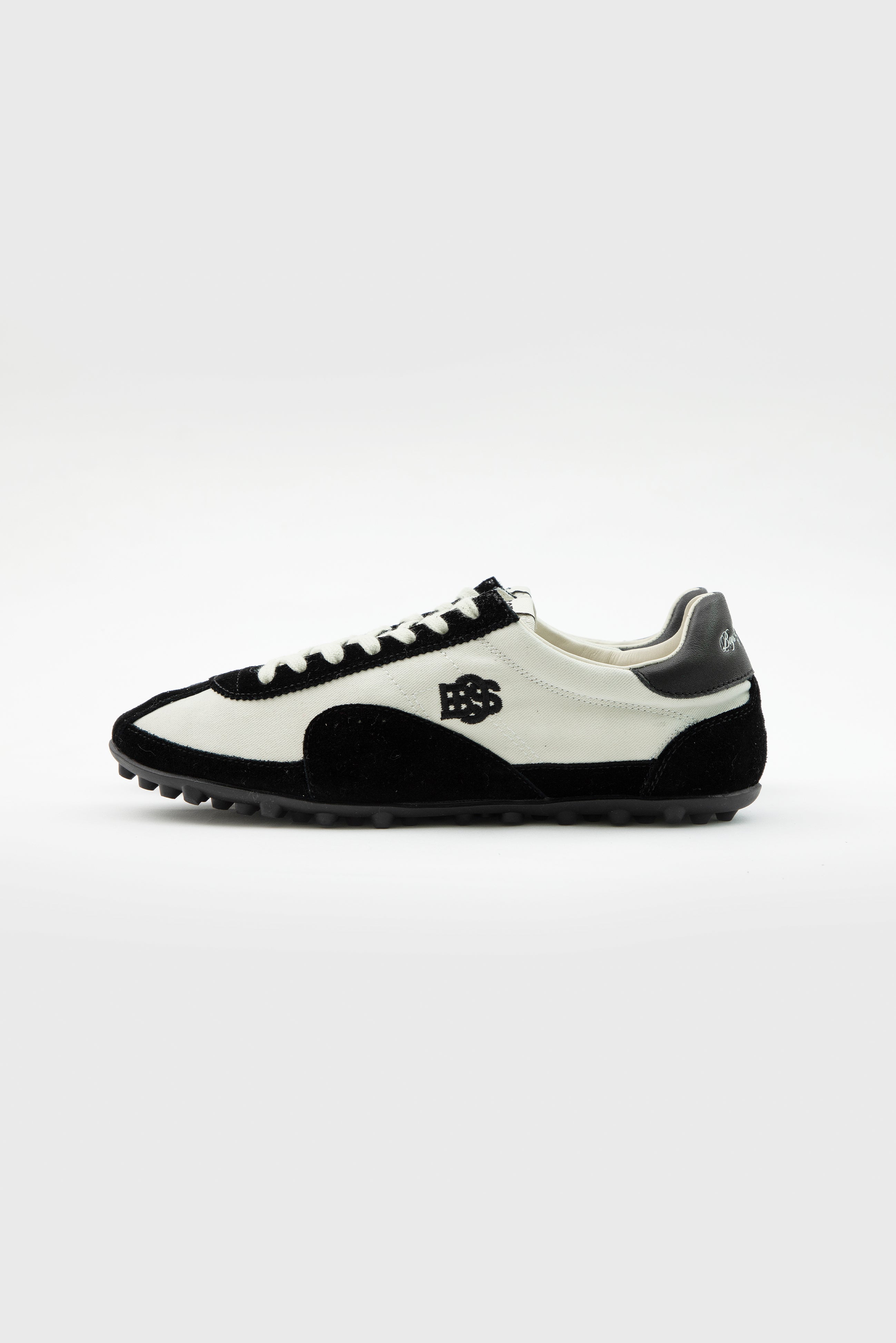 BOS Retro Running Kicks - Black & Ecru