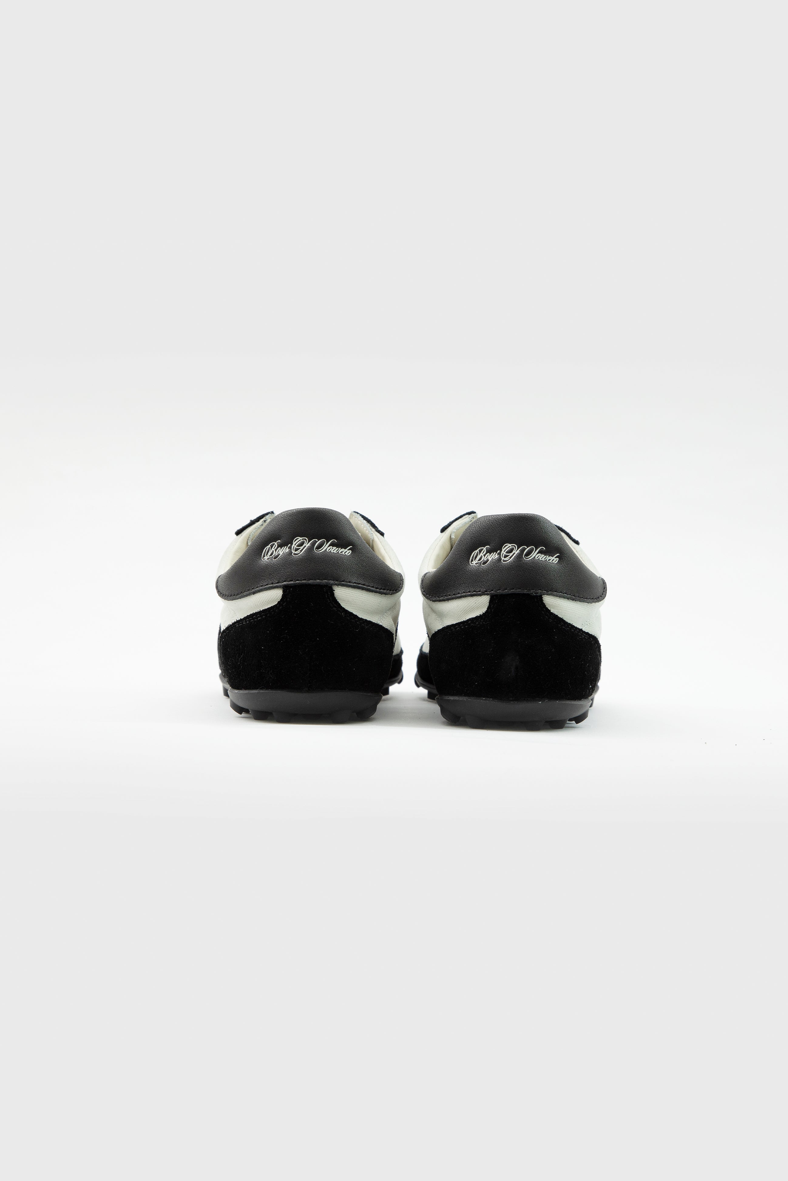 BOS Retro Running Kicks - Black & Ecru